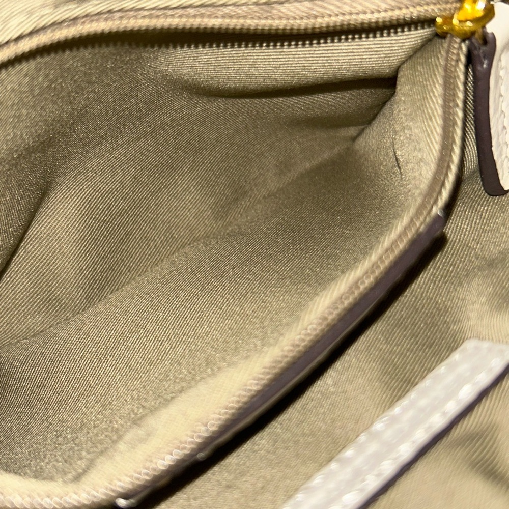 NWOT G.I.L.I white leather clutch - Picture 9 of 11